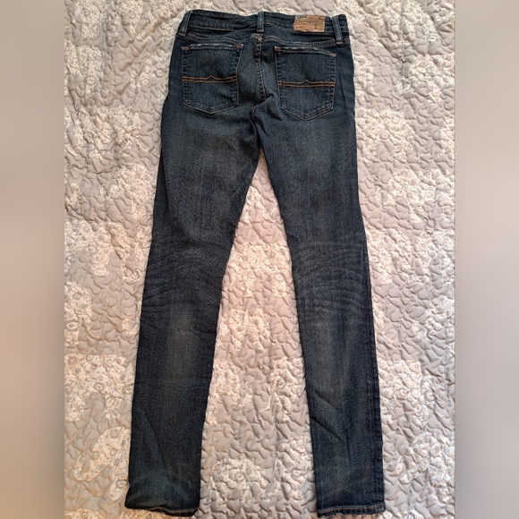 RALPH LAUREN low rise skinny jean. - Picture 2 of 4
